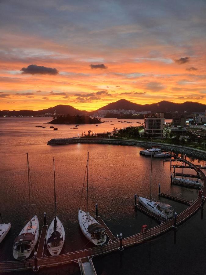 Lotte Castle Marina Aparthotel Yeosu Luaran gambar